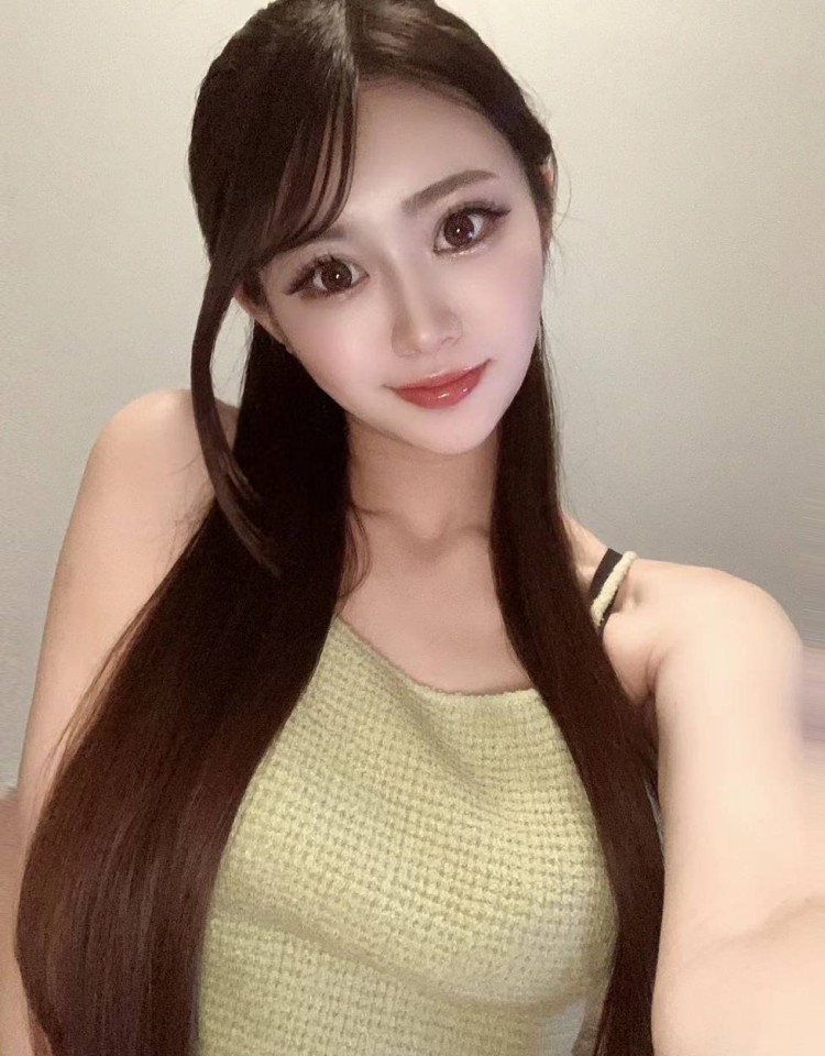 儿子双飞妈妈和女儿的小说,高清手机版